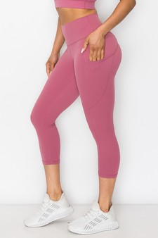 Women's Buttery Soft Activewear Capri Leggings with Pockets
