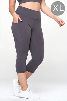 Women's Buttery Soft Activewear Capri Leggings with Pockets (XL only)