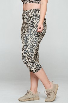 Women's Cheetah Print Activewear Capri Leggings style 2