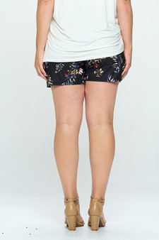 Women’s Heard it From the Vine Flower Print Shorts style 3