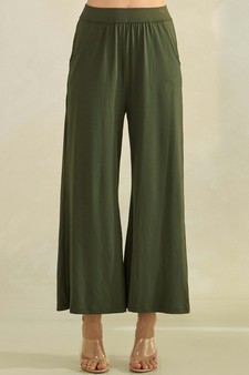 ETA 06/03/25 - Women's Effortlessly Relaxed Fit UltraSoft Cropped Pants
