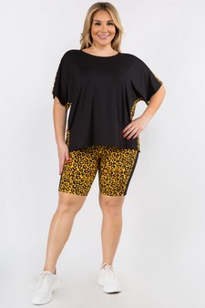 Women's Contrasting Leopard Printed Loungewear Shorts style 4