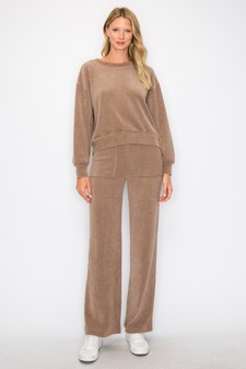 Wide-Leg Corduroy Pants style 4