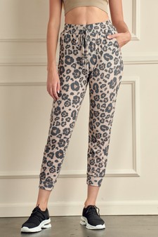 Women’s We Love Leopard Loungewear Joggers style 2