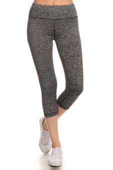 Seamless Performance Capri Leggings style 2