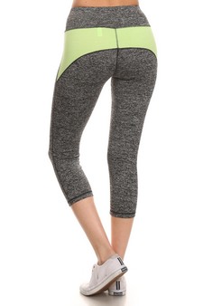 Seamless Performance Capri Leggings style 3