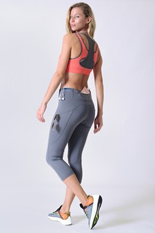 Women's High Rise 5-Pocket Activewear Capri Leggings (Large only) style 3