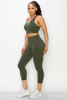 Women's Buttery Soft Sports Bra and Capri Leggings Activewear Set style 2