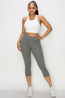 Women's Capri Activewear Leggings w/ Hidden Waistband Pocket (Medium only) style 4