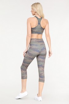 Women's Cute in Camo High Rise Capri Activewear Leggings style 4