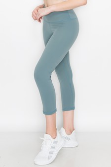 Women's Buttery Soft Capri Activewear Leggings style 2