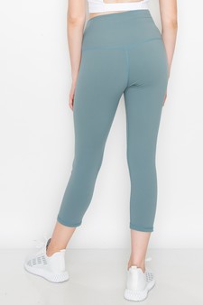 Women's Buttery Soft Capri Activewear Leggings style 3