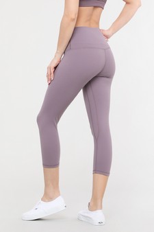 Women's Buttery Soft Capri Activewear Leggings style 3