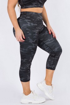 Women's Shark Grey Camo High Rise Capri Activewear Leggings style 2