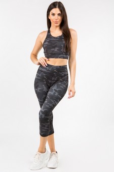 Women's Shark Grey Camo High Rise Capri Activewear Leggings style 4