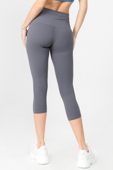 Women's Buttery Soft Capri Activewear Leggings style 3