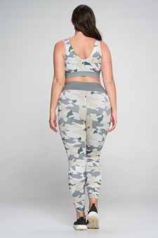 Women’s Light Wash Camo Activewear Set style 3