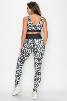 Women’s Elusive Illusion Activewear Set style 5