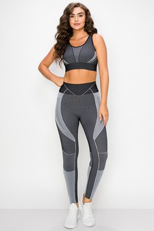 Women’s In My Element Seamless Compression Activewear Set style 4