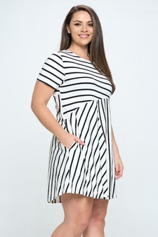 Women’s Multidirectional Lined A-line Dress style 2