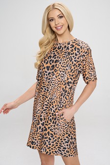 Lady's T-Shirt Leopard Print Dress