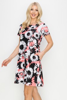 Women’s Classic Wild Daisies A-Line Dress style 2