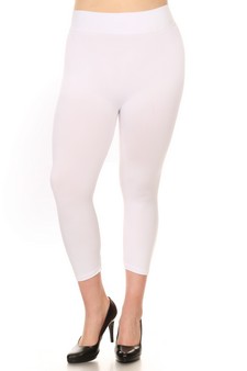 Lady's Solid Color Seamless Capri Legging style 2