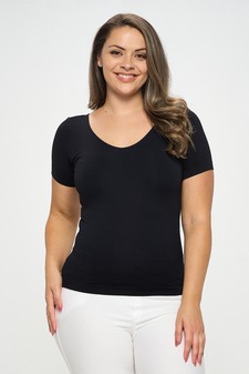 ETA 10/31/23 - Women’s Seamless Reversible V-Neck Short Sleeve Top