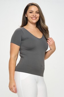 Women’s Seamless Reversible V-Neck Short Sleeve Top style 2