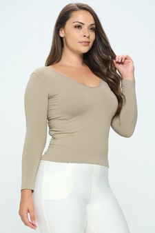 Women’s Seamless Reversible V-Neck Long Sleeve Top style 2