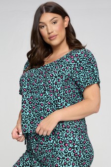 Women's Vivid Leopard Print Loungewear Top style 2