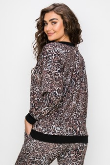 Women’s V-Neck Cheetah Print Long Sleeve style 3