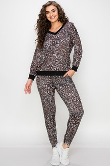 Women’s V-Neck Cheetah Print Long Sleeve style 6