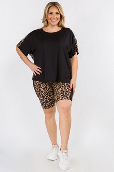 Women's Contrasting Leopard Printed Loungewear Top style 4