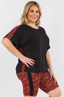 Women's Contrasting Leopard Printed Loungewear Top style 2