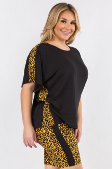 Women's Contrasting Leopard Printed Loungewear Top style 2