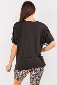 Women's Contrasting Leopard Printed Loungewear Top style 3