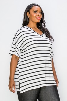 Women’s Striped Oversized Short Sleeve Top style 2