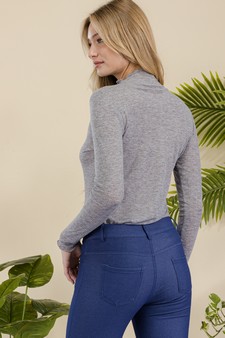 Ribbed Long Sleeve Top with Lettuce Trims style 3