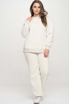 ETA 11/25/24 - Women's Cozy Fleece Oversized Sweatshirt style 4