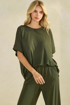 ETA 06/03/25 - Women's Effortlessly Relaxed Fit UltraSoft Top and Cropped Pants Set style 4