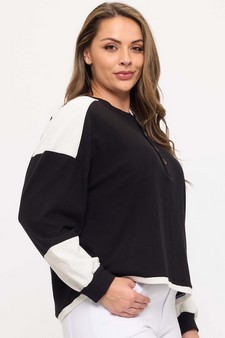 Women's Two Tone Ribbed Loose Fit Top with Buttons style 3