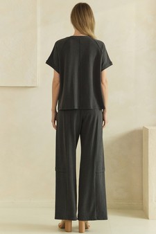 Relaxed Soft Stretch Top and Wide-Leg Pant Set style 2