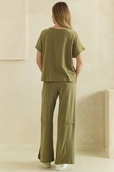 Relaxed Soft Stretch Top and Wide-Leg Pant Set style 2