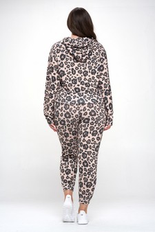 Women’s We Love Leopard Loungewear Set style 3