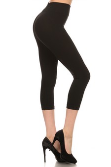 Lady's Solid Color Seamless Capri Legging style 2