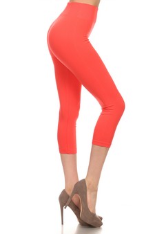 Lady's Solid Color Seamless Capri Legging style 2