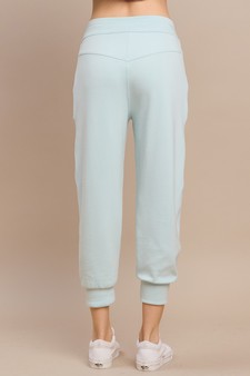 Women’s Sporty Chic Cropped Jogger style 3