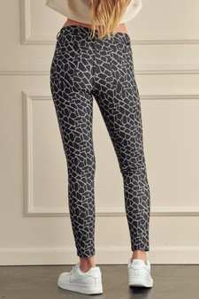Women's Giraffe Pattern Cotton-Blend Skinny Jeggings style 3