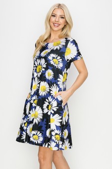 Women’s Classic Wild Daisies A-Line Dress style 2